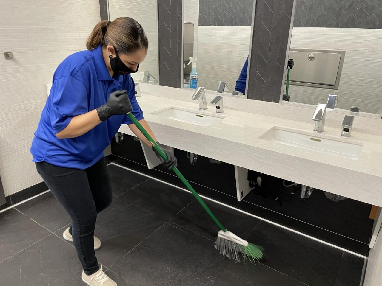 The Best Ways to Maintain a Clean Restroom at Your Business - ROC ... The Best Ways to Maintain a Clean Restroom at Your Business - ROC ...